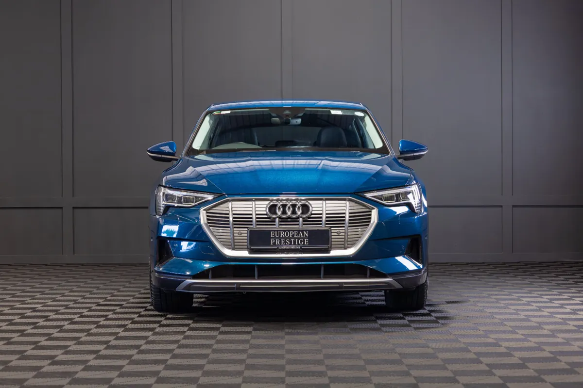 2021 Audi e-tron 50 Quattro Advance - Image 2