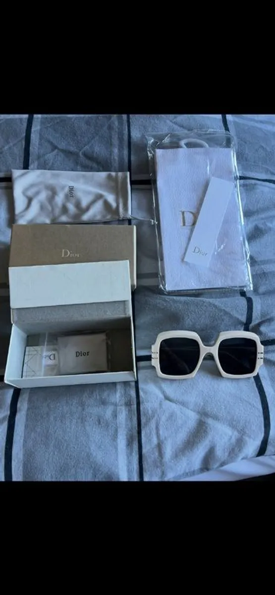 christian Dior sun glasses - Image 2