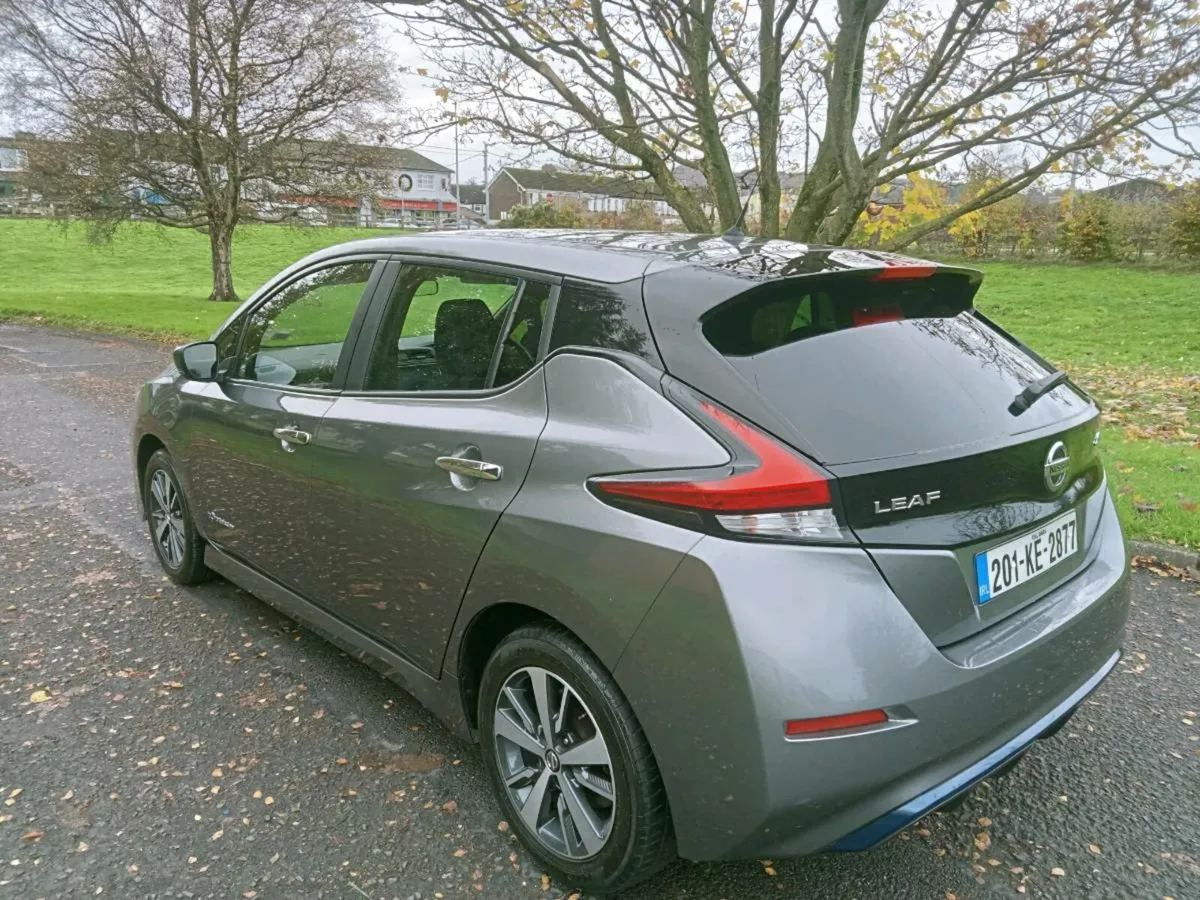 201 Nissan LEAF 40 KW Auto NCT 'taxed - Image 3
