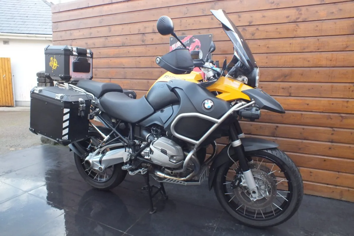 2011 BMW R1200GS Adventure (Low Miles & Mint) - Image 2