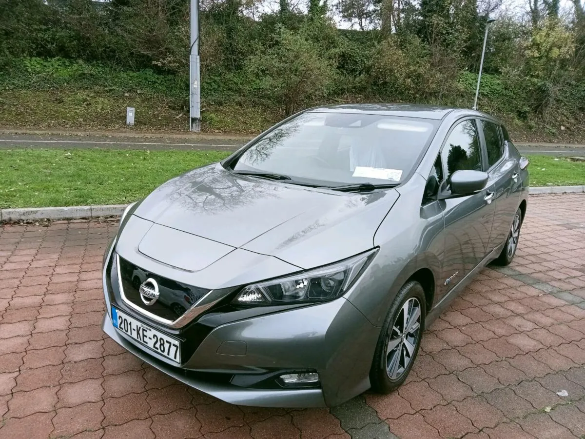 201 Nissan LEAF 40 KW Auto NCT 'taxed - Image 1