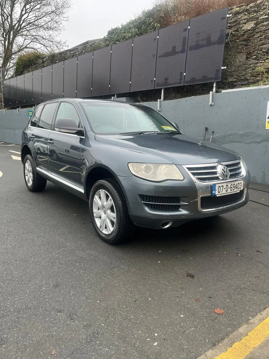 VW Touareg 2.5 Auto - Image 1