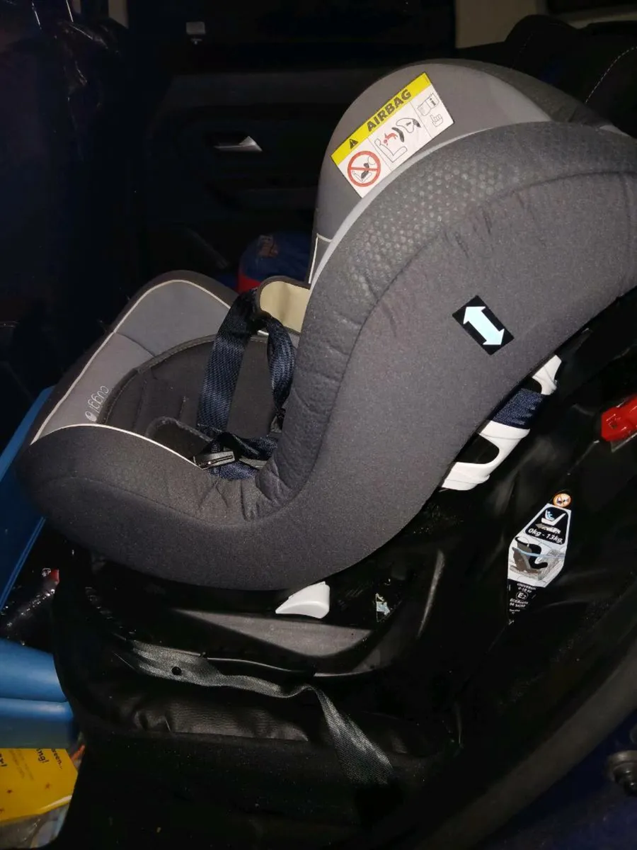 Cuggl 0-3yrs car seat 360° - Image 2