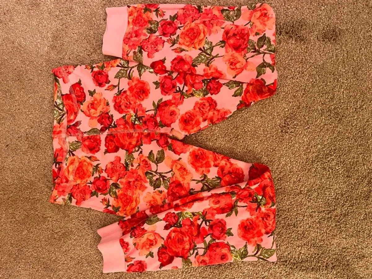 3 x girls pj's - Image 3