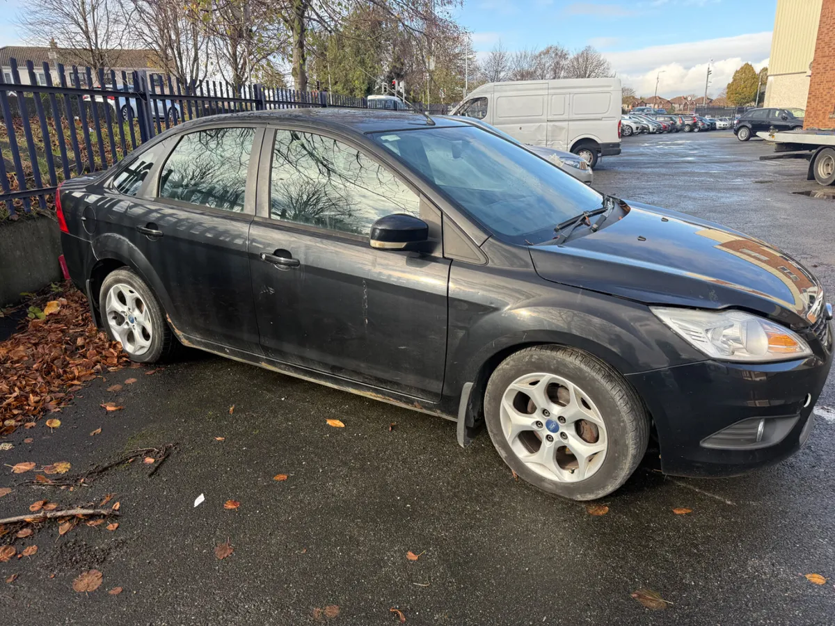 Ford Focus 2011 - Image 3