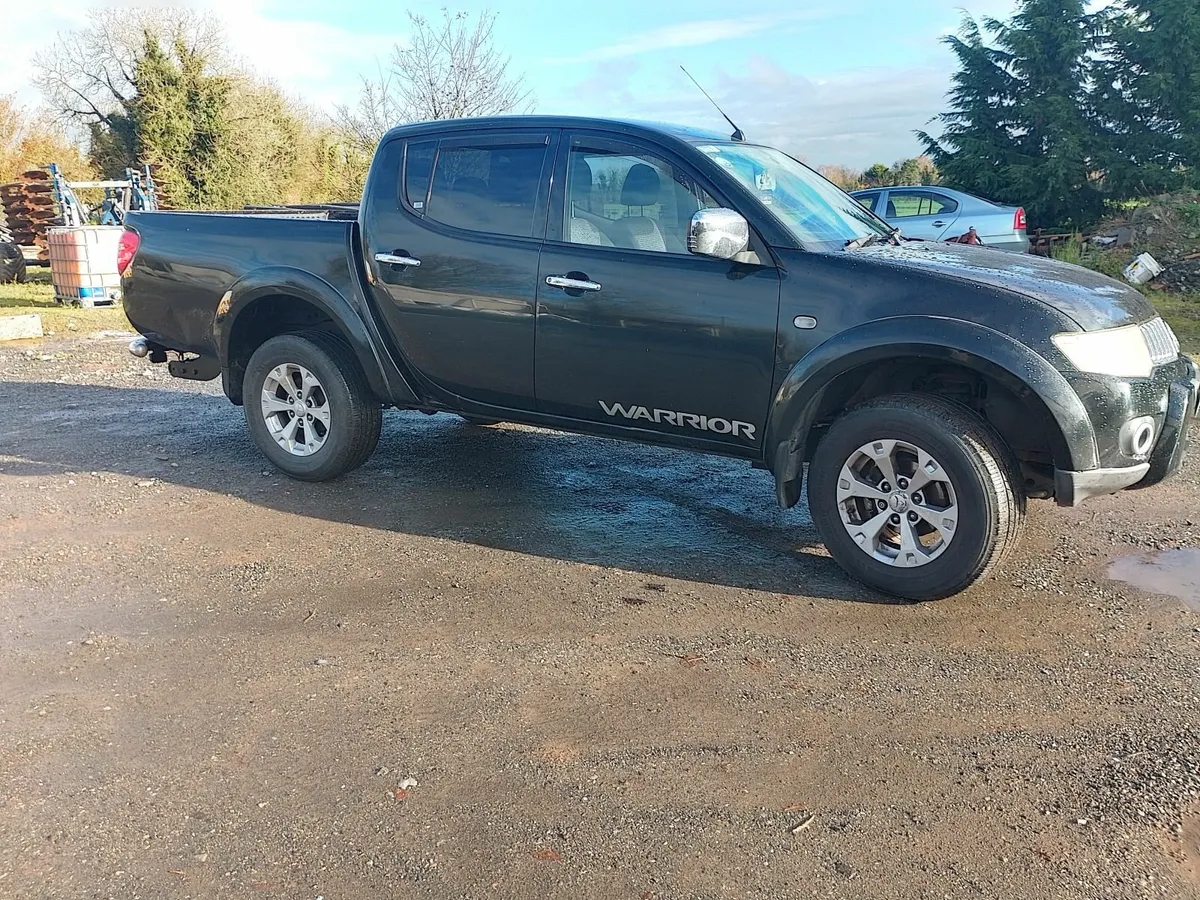 2010 Mitsubishi L200 2.5 DOE 10-26 - Image 4