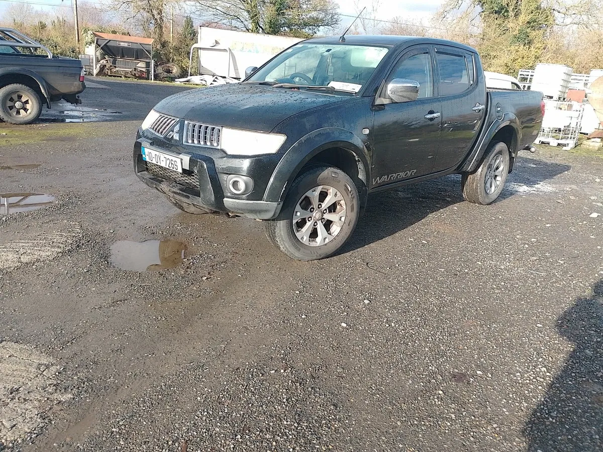 2010 Mitsubishi L200 2.5 DOE 10-26 - Image 1