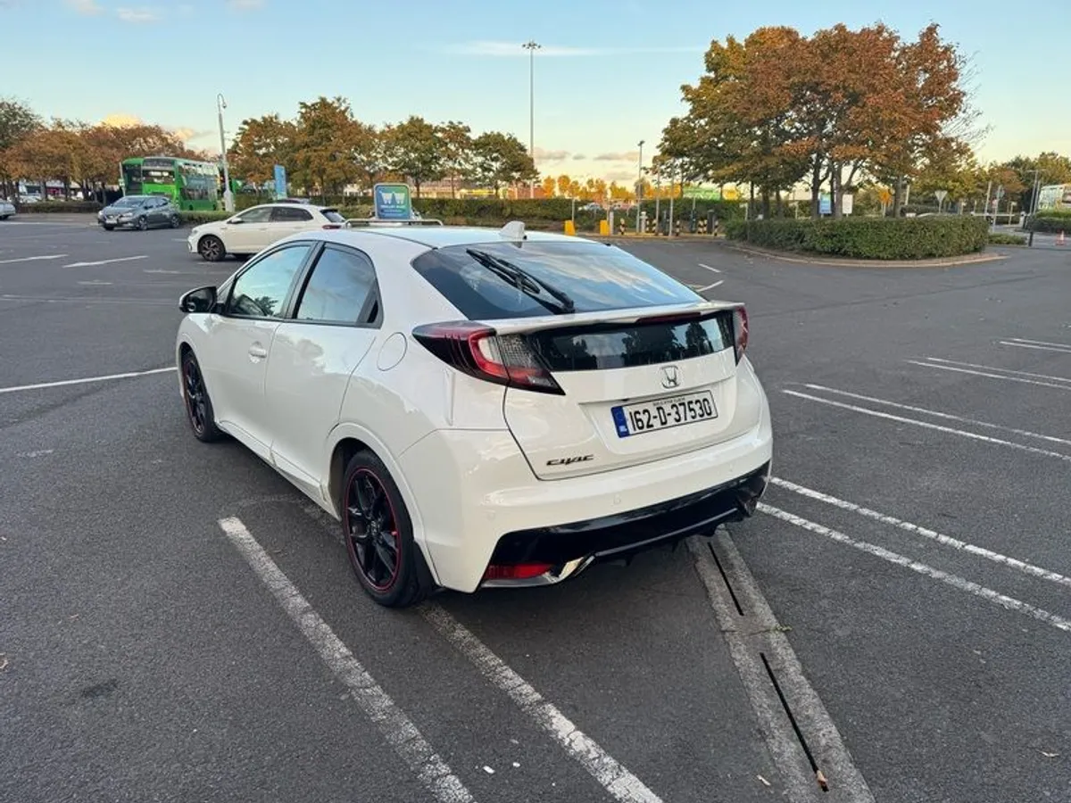 2016 Honda Civic - Image 4