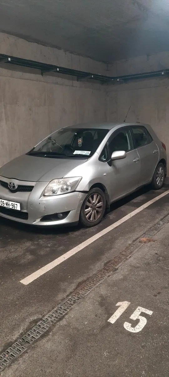Toyota Auris 2009 - Image 4