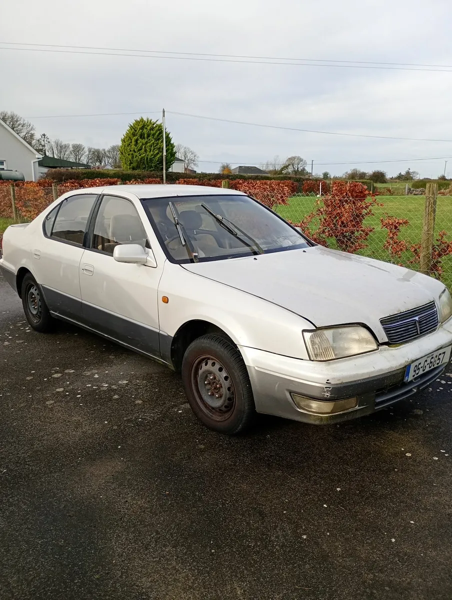 Toyota Camry 1995 - Image 1