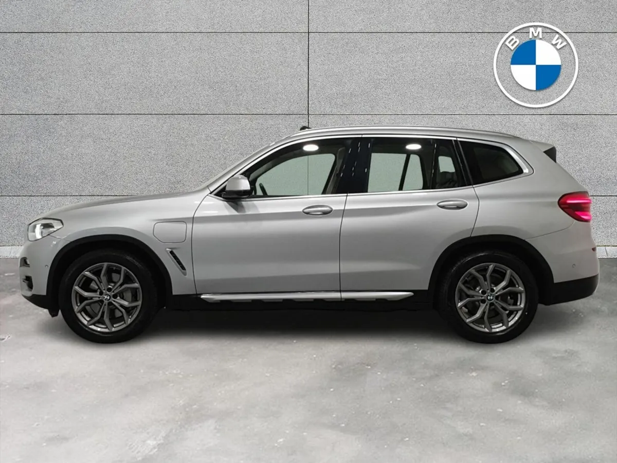 BMW X3 xDrive30e xLine - Image 3