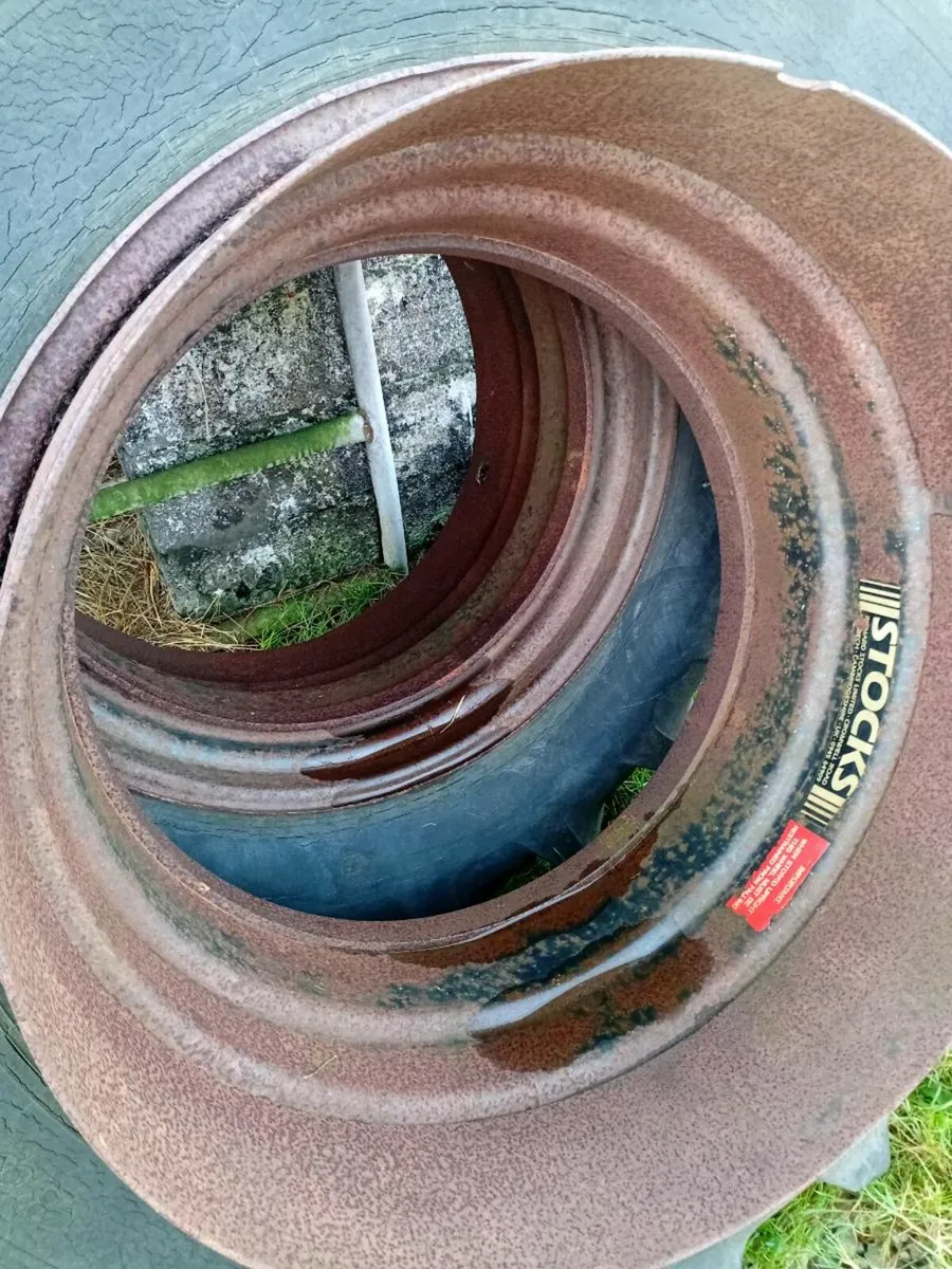 Twin wheels - Image 3