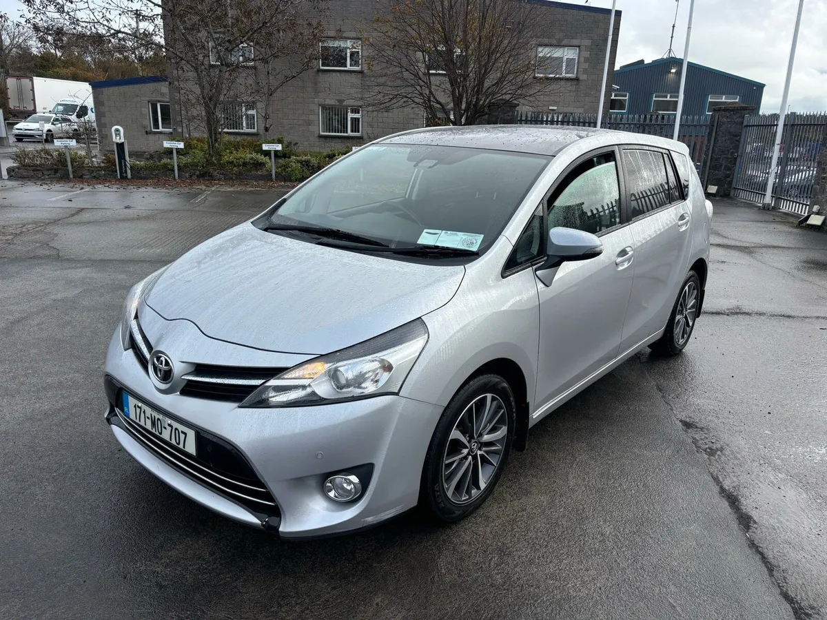 171 TOYOTA VERSO 7 SEATER - Image 2