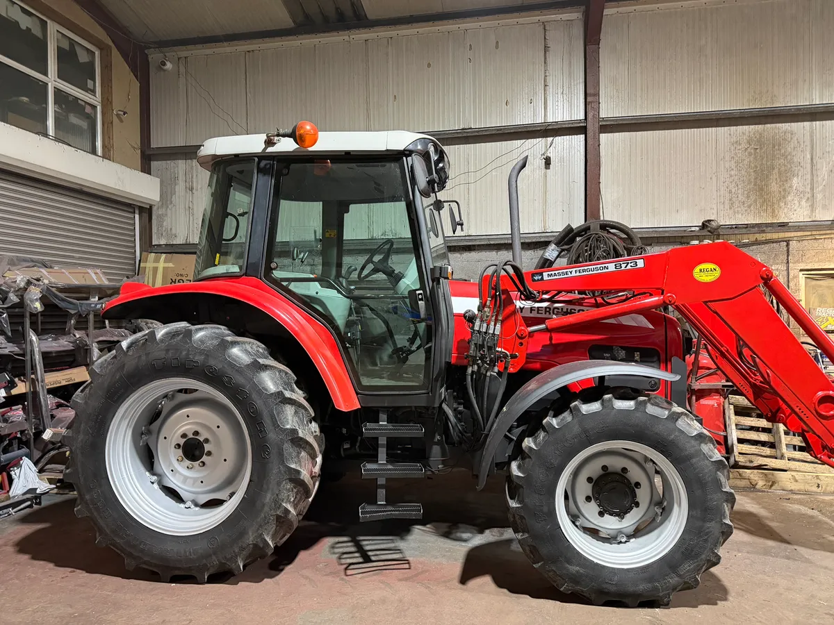 2005 Massey Ferguson 5445 - Image 1