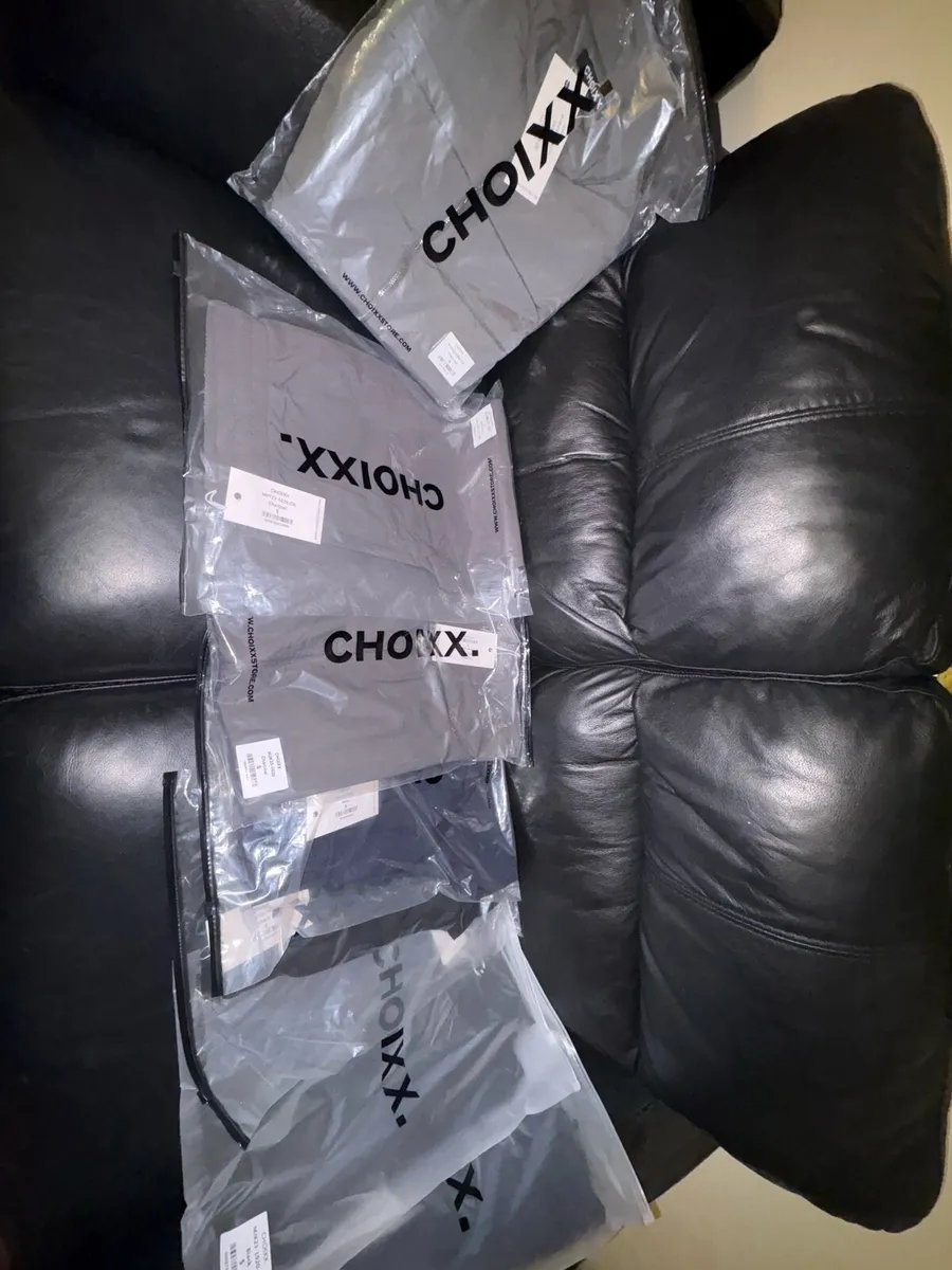 3 tracksuit sets. Grey, Navy, Black + 1 Gillet - Image 1