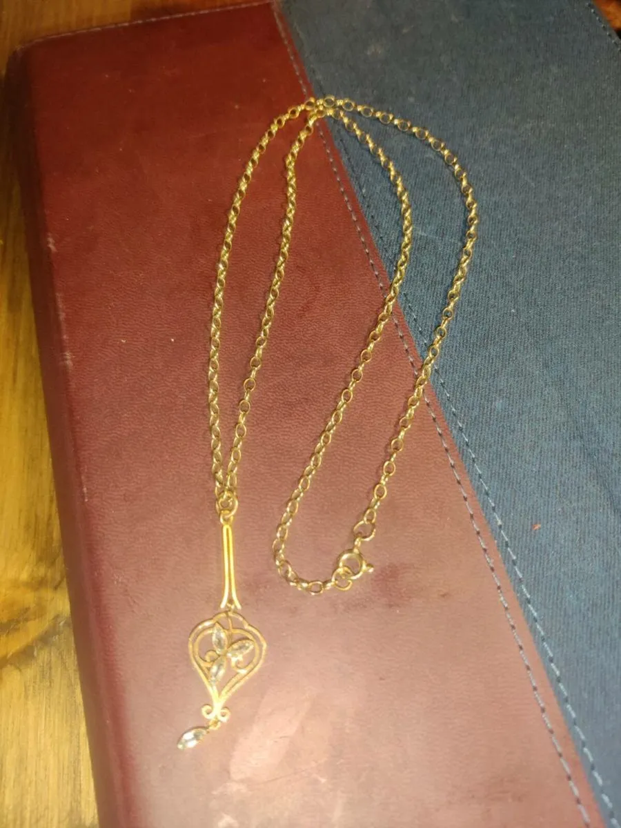 VICTORIAN BLUE SAPPHIRES,9CT Gold 6.86g 20"Neckace - Image 1