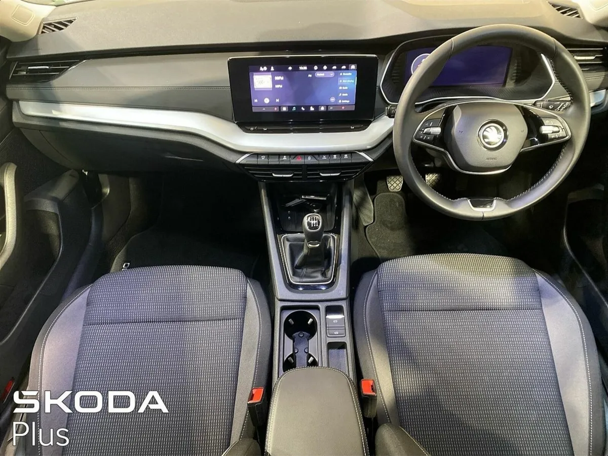 Skoda Octavia Combi Selection 2.0TDI 115bhp - Image 3