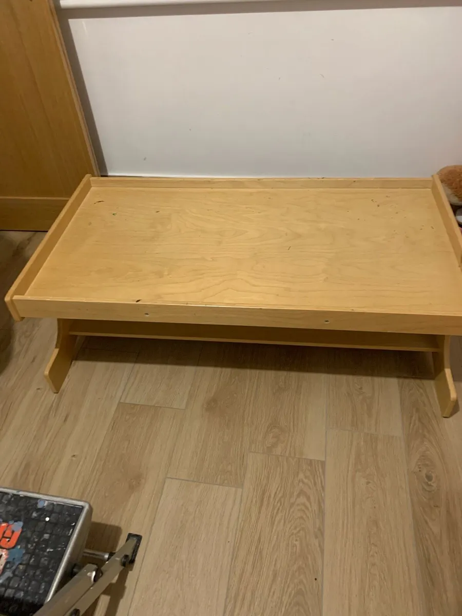 Kids play table - Image 2