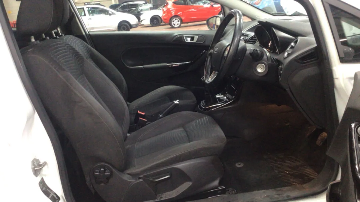 2015 Ford Fiesta 1.2 Petrol - Image 3