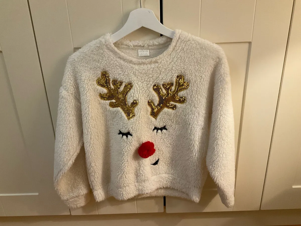 CHRISTMAS JUMPER