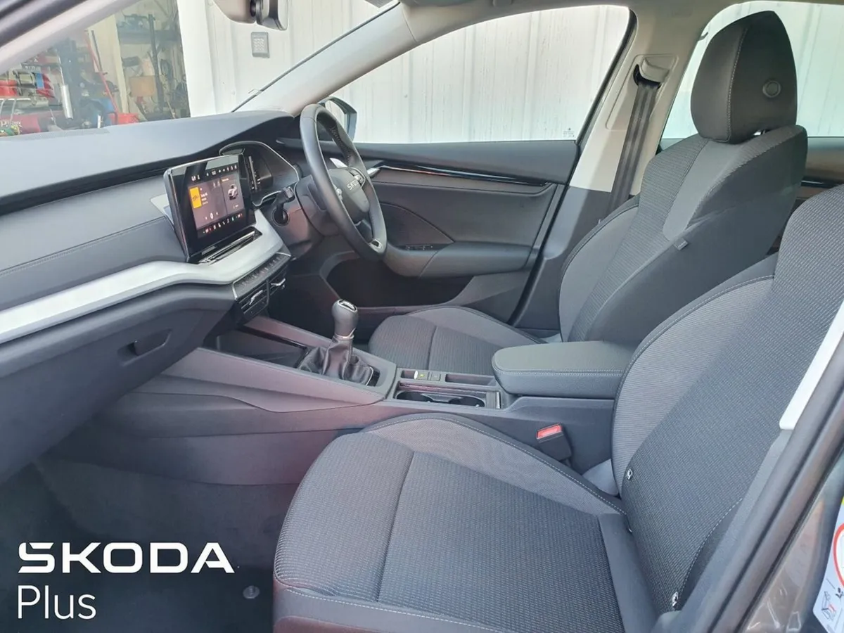 Skoda Octavia Selection 2.0TDi 115HP (From €112 pe - Image 4