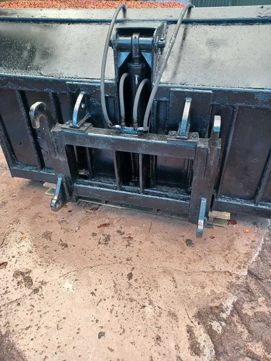 HIGH TIP BUCKET - Image 4