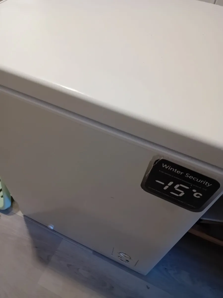 Fridge freezer - Image 1