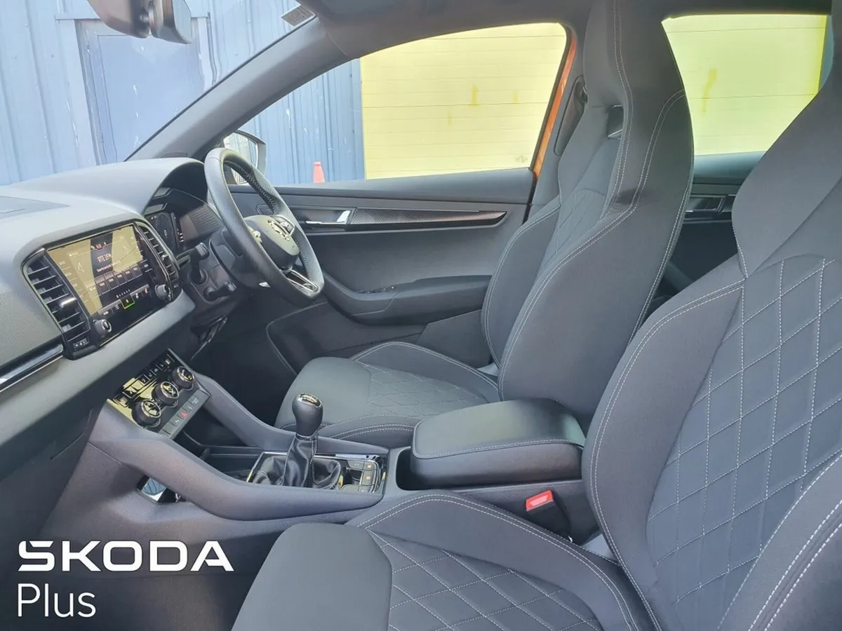Skoda Karoq Sportline 2.0TDi 115HP - Extremely Low - Image 4