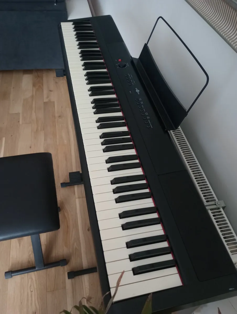 88 keys digital piano - Image 2