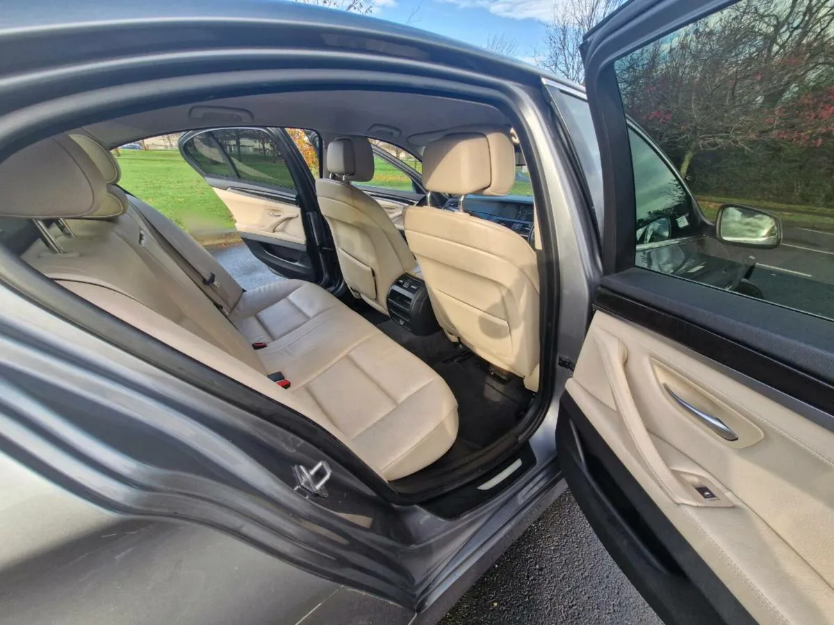 BMW 5 Series - Image 4