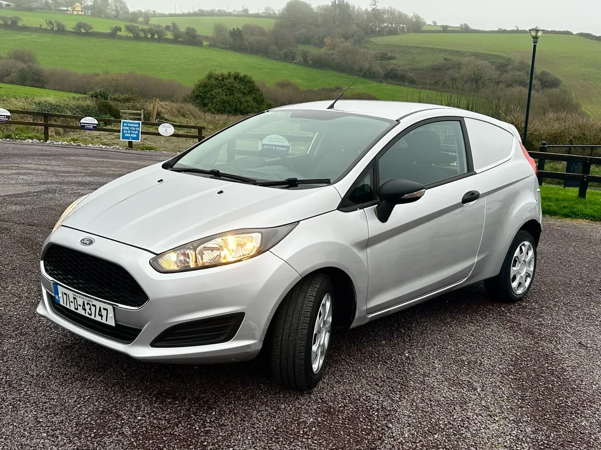 Ford Fiesta 1.5 Diesel Commercial Van - Image 4