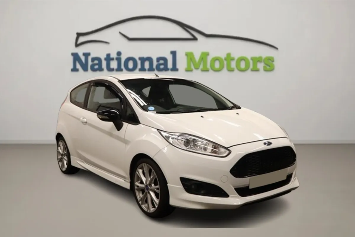 2014 Ford Fiesta 1.0 Petrol ZETEC - Image 1