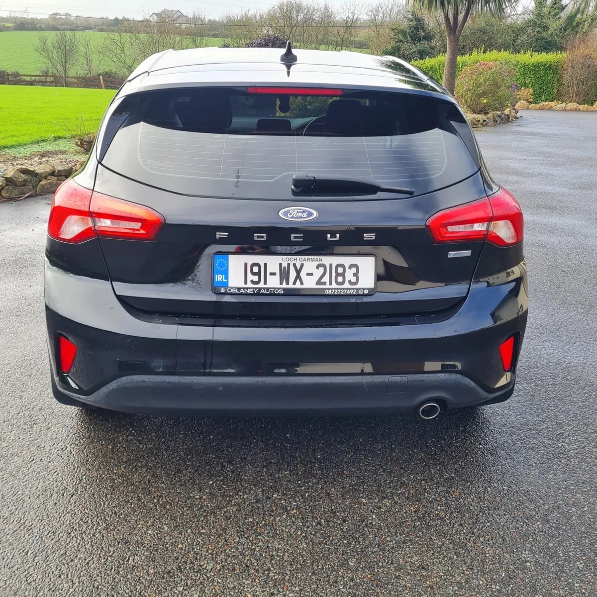 Ford Focus 1.5 Zetec Manual - Image 2