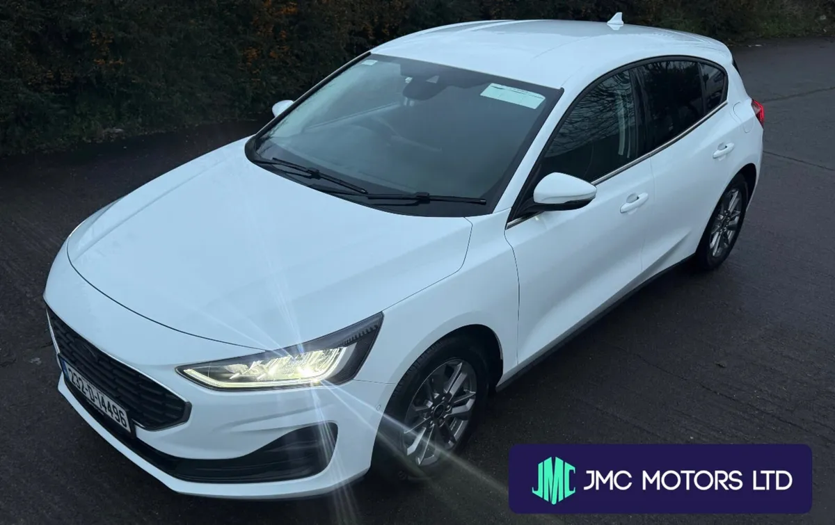 Ford Focus 2023 Titanium Model - Image 4