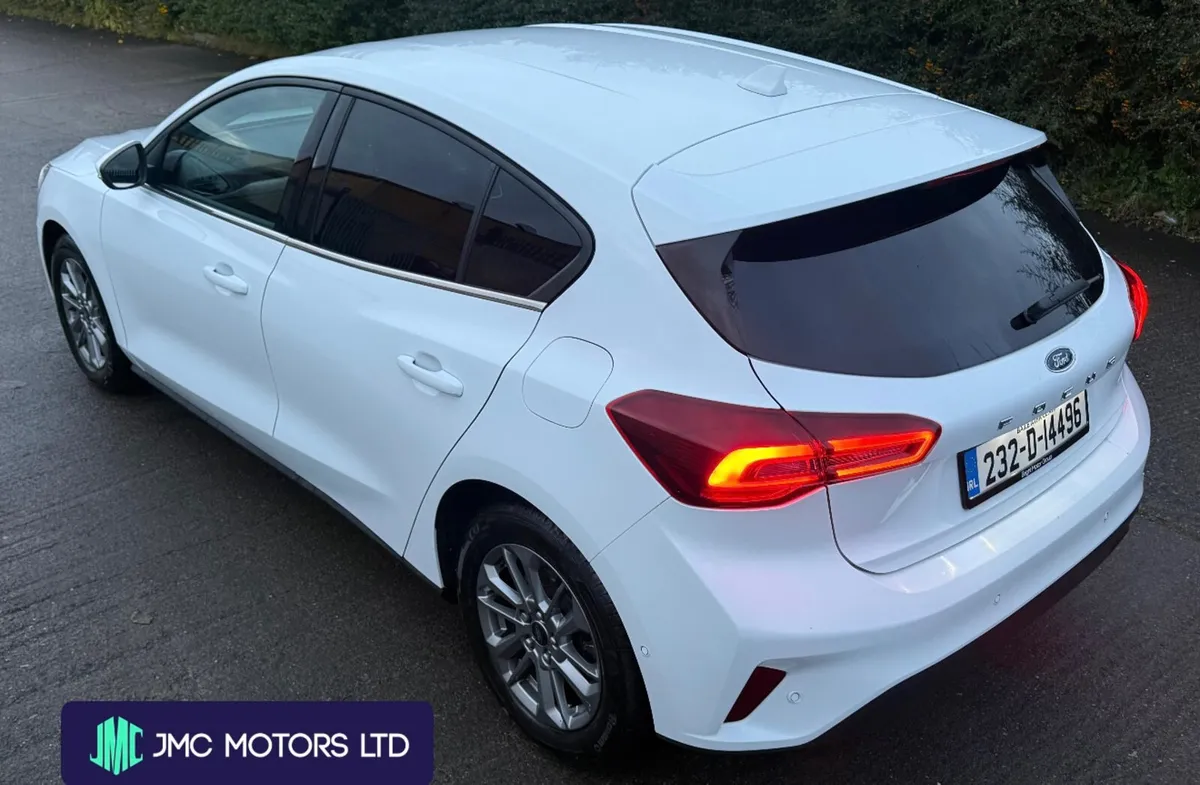 Ford Focus 2023 Titanium Model - Image 3
