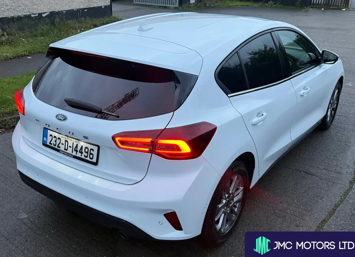 Ford Focus 2023 Titanium Model - Image 2