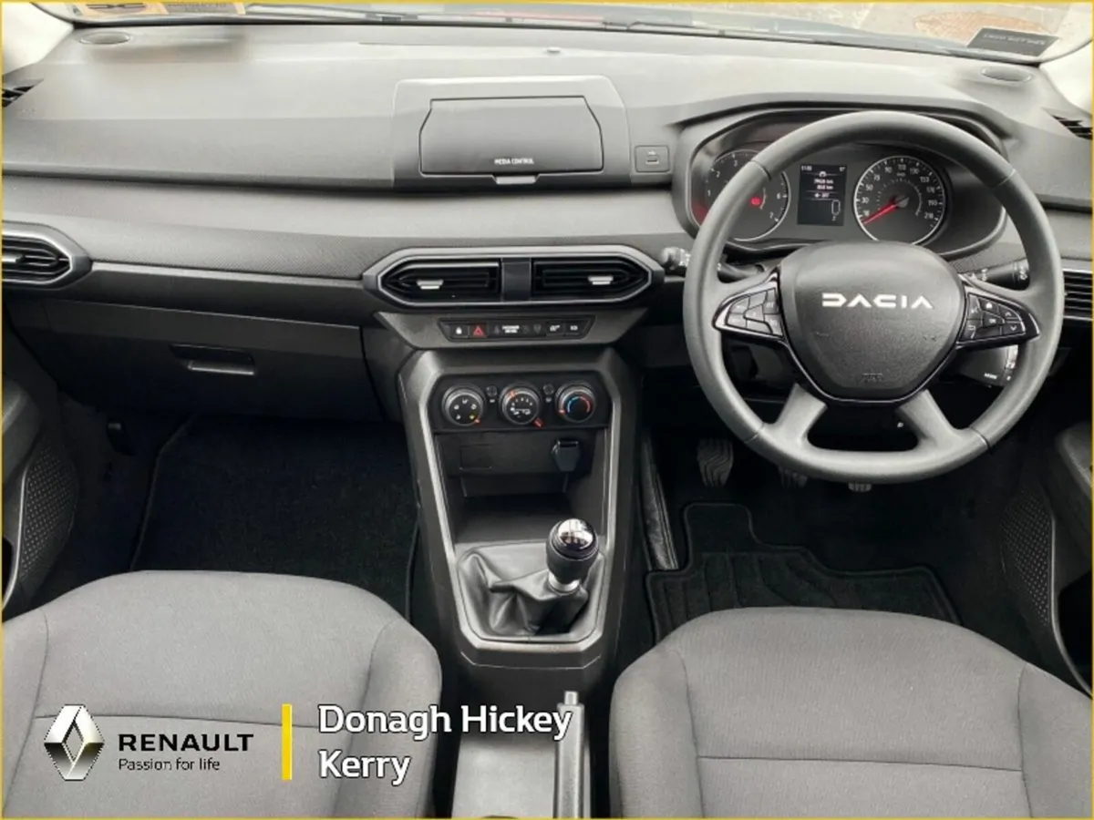 Dacia Sandero TCe 90 Essential - Image 2