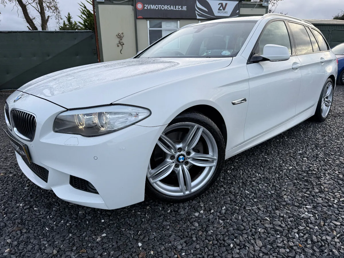 🔵 BMW 5-Series  F11 M SPORT TOURING LOW KM - Image 2