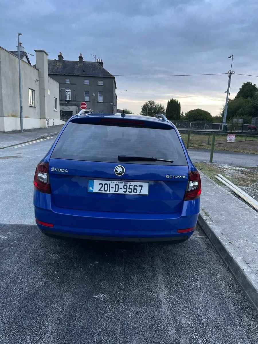 2020 Skoda Octavia 2.0 TDI AUTOMATIC NCT 2028 FSH - Image 4