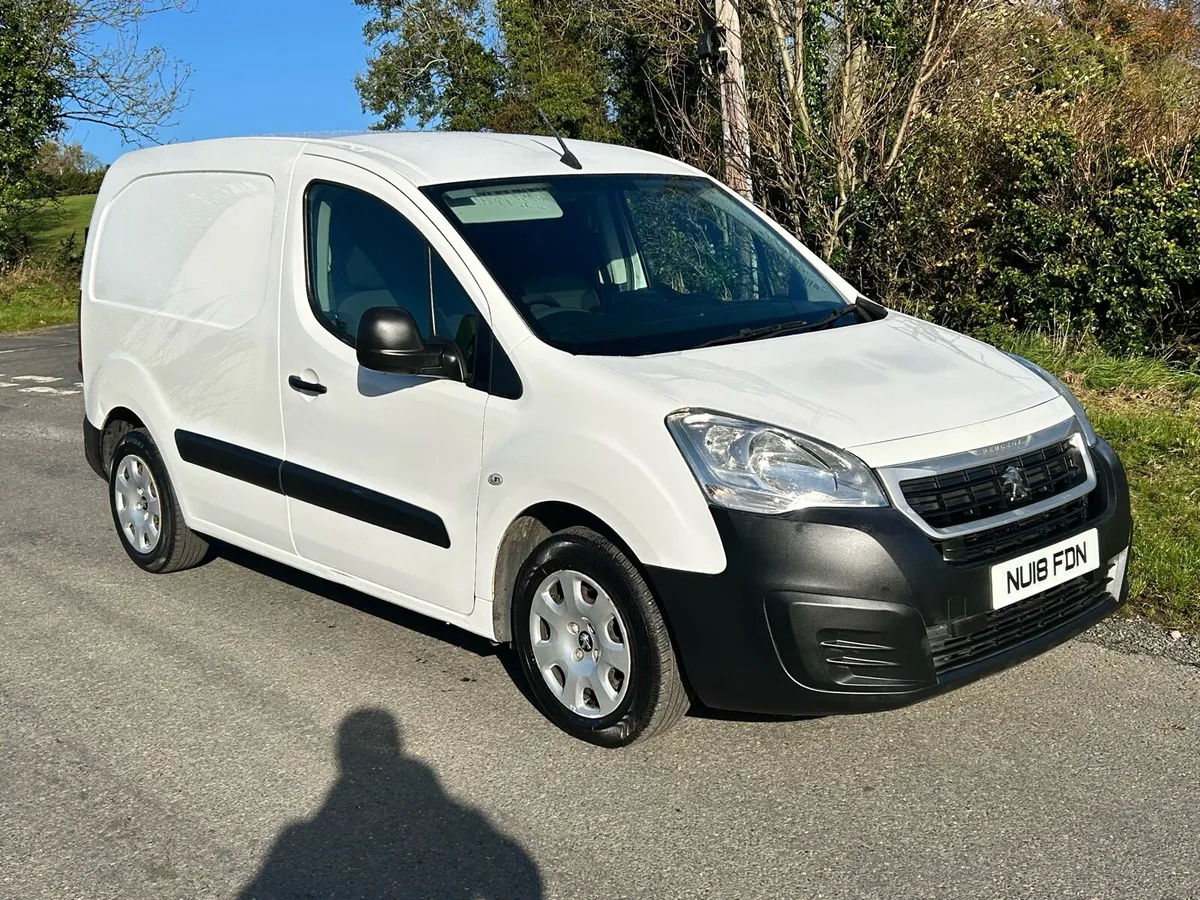 Peugeot Partner 3 seater , not Berlingo caddy - Image 1