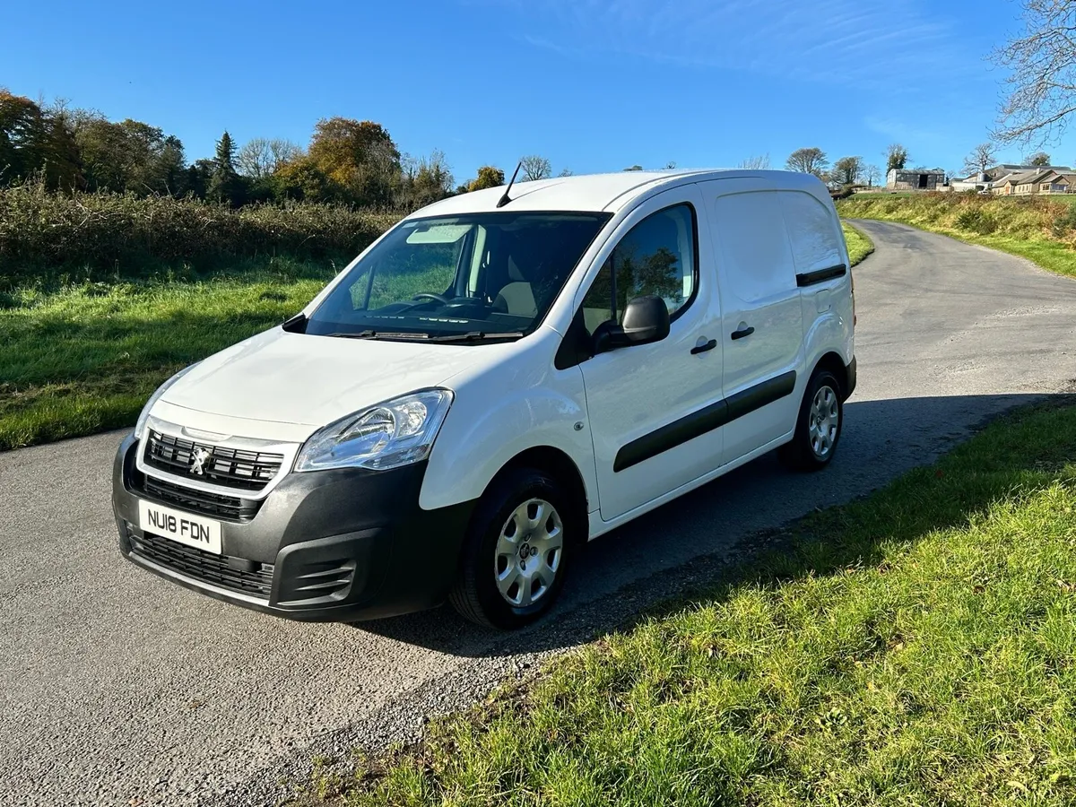 Peugeot Partner 3 seater , not Berlingo caddy - Image 2