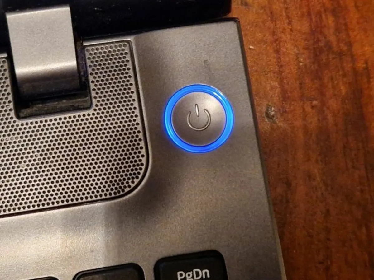 Samsung Notebook Laptop, 750GB HDD, 6GB RAM - Image 4