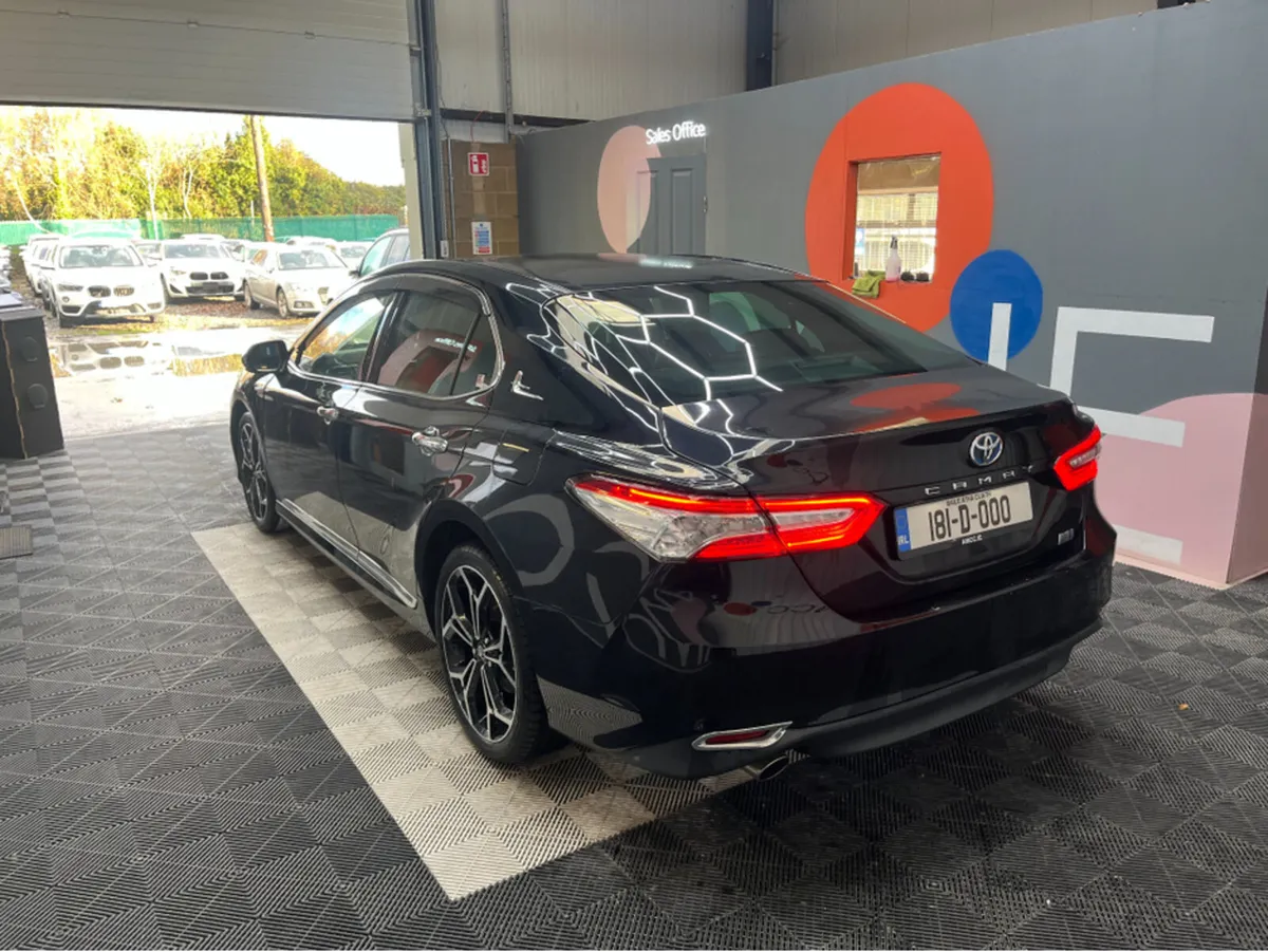 Toyota Camry 2018 Camry 2.5 Hybrid / Cruise Contro - Image 4