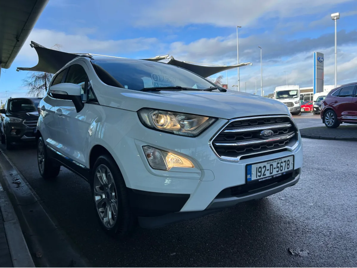 Ford EcoSport TITANIUM 1.5 TD 100PS M6 4DR - Image 3