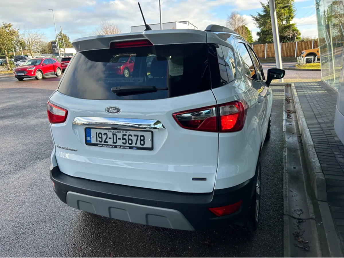 Ford EcoSport TITANIUM 1.5 TD 100PS M6 4DR - Image 4