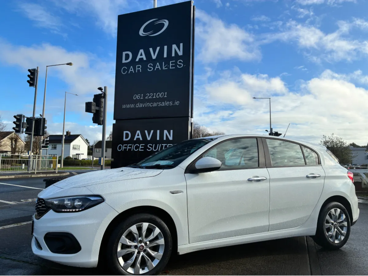 Fiat Tipo HB 1.3 MJ 95BHP EASY 5DR - Image 1