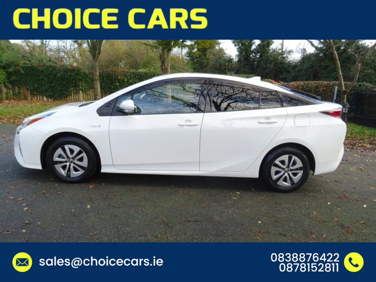 Toyota Prius 1.8 AUTO HYBRID - Image 3