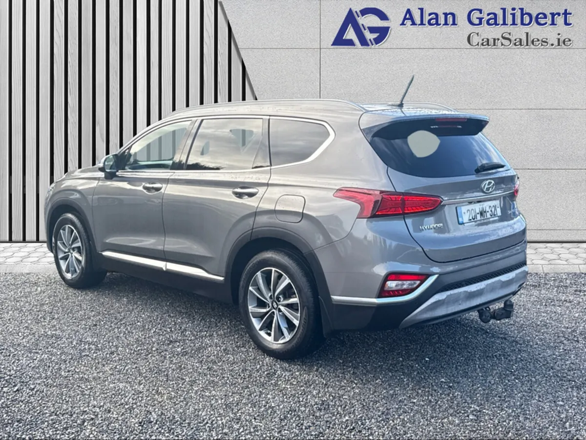 Hyundai Santa Fe 7 Seater 2.2 Diesel  EXECUTIVE PL - Image 2