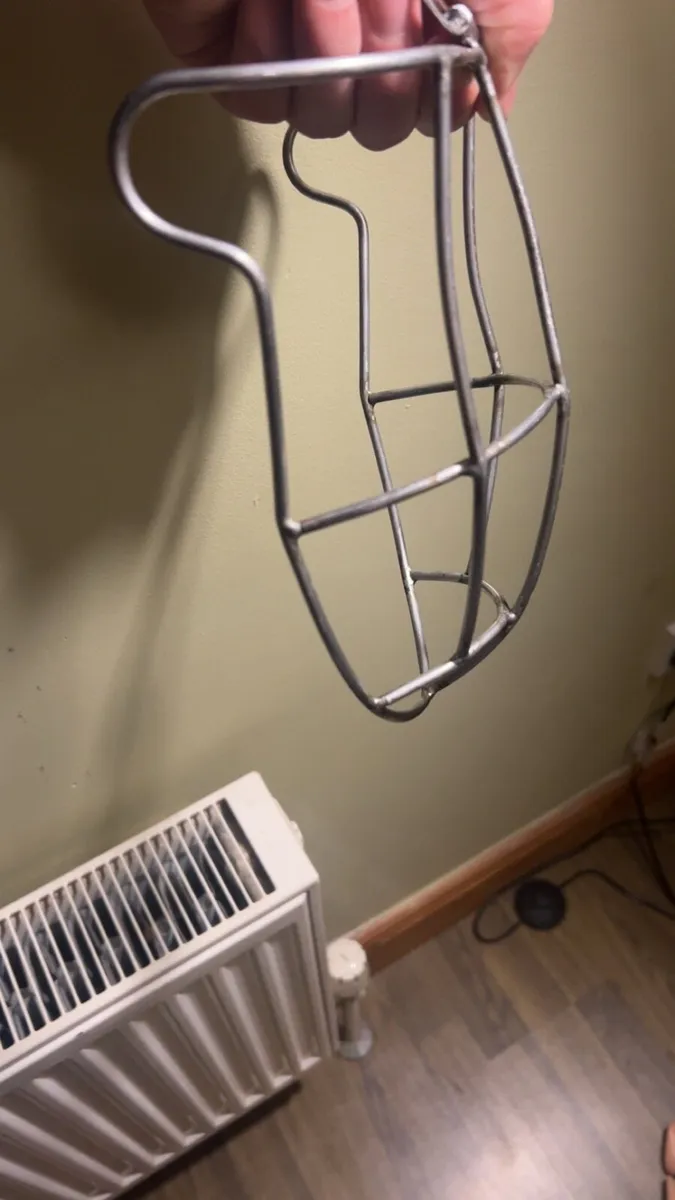 Oldstyle face gaurd - Image 2