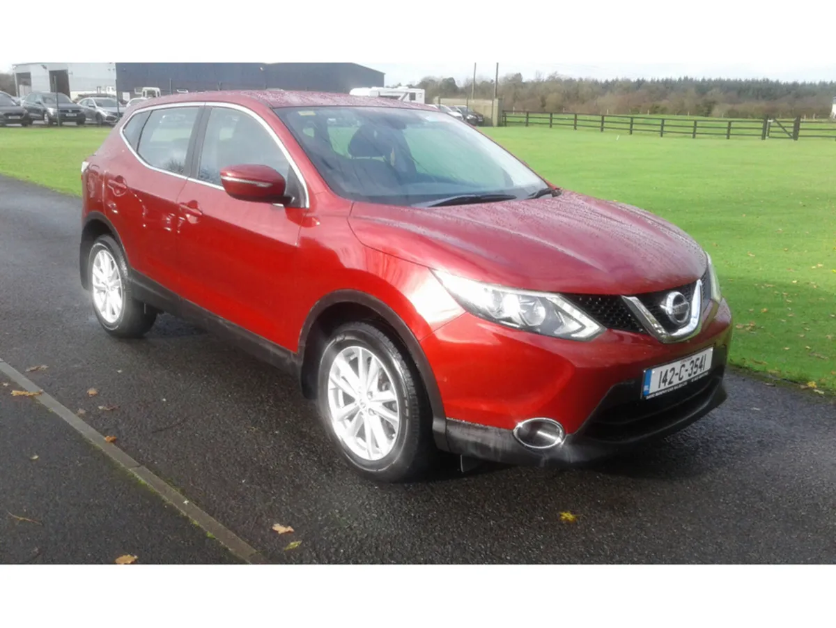 Nissan Qashqai 1.5 DSL SV 4DR - Image 1